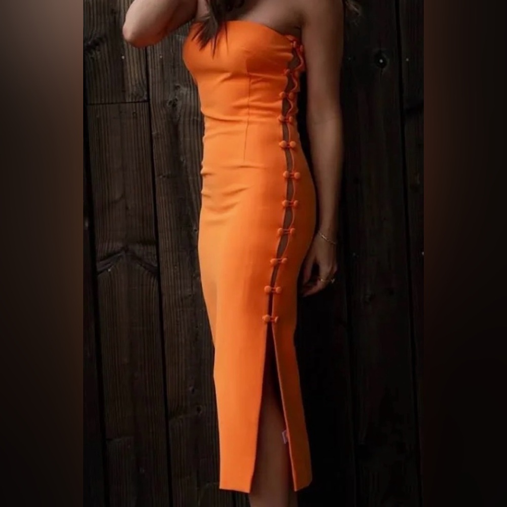Gianni Bini Vibrant Orange Midi Dress